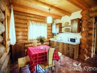 Гуцульские домики