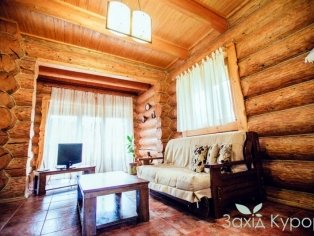 Гуцульские домики