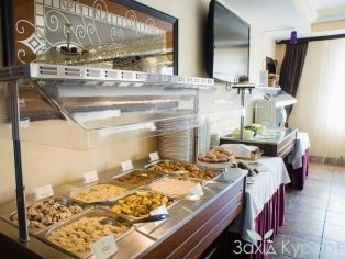 otel-reikartz-polyana_restoran_1