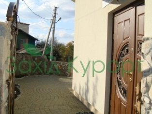 Главный вход в отель