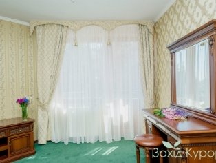 zeleniy-bir-luks_4
