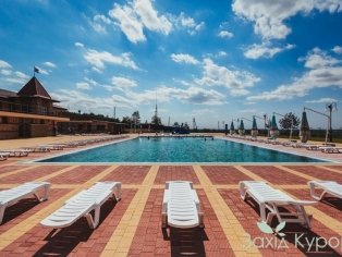 Большой открытый термальный бассейн (t ° + 29 °)