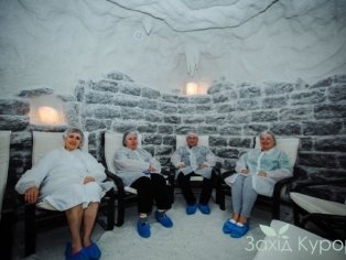 Лечебная база в санатории "Кришталеве Джерело"
