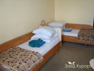 Однокомнатный улучшенный (с отдельными кроватями)