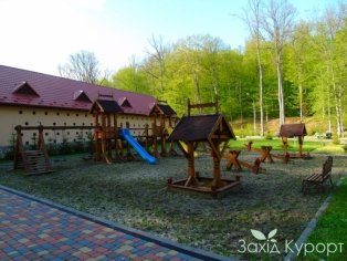 Детская площадка