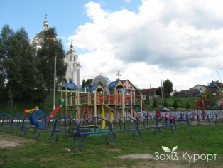 Детская площадка (платная)