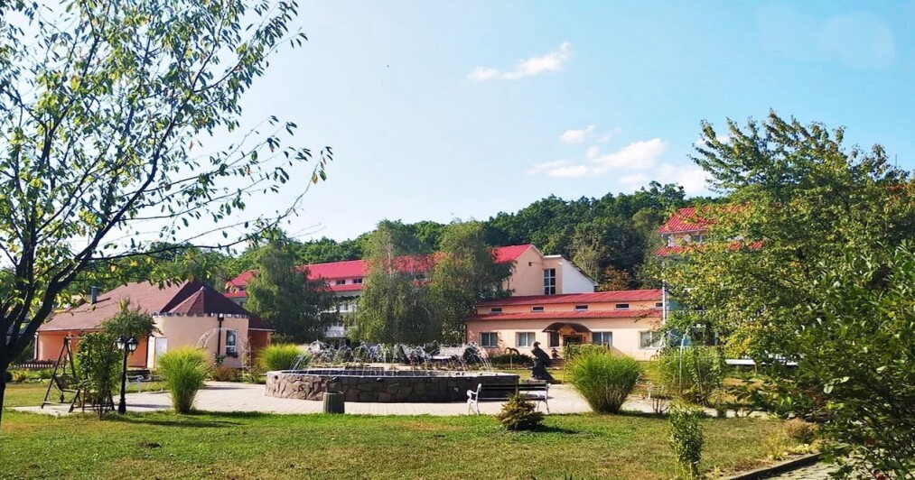 Санаторій Теплиця м.Виноградів