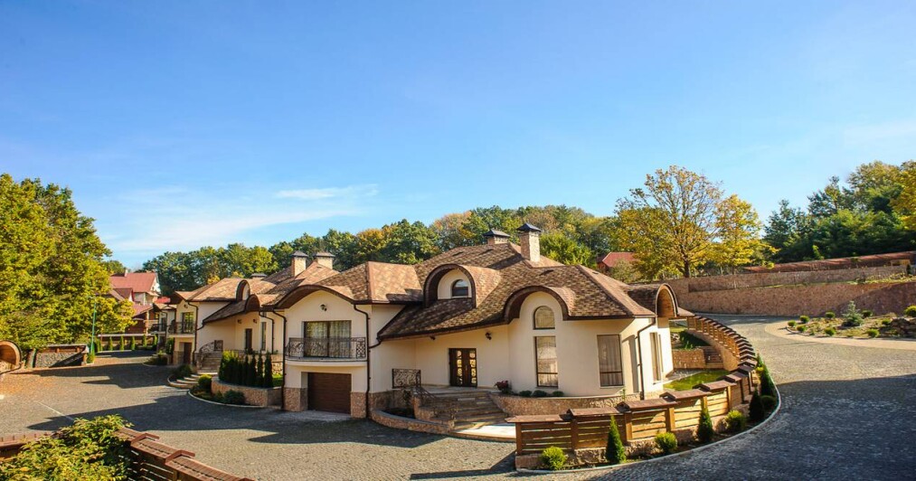 Готель «Letizia Contry Club» Шаян
